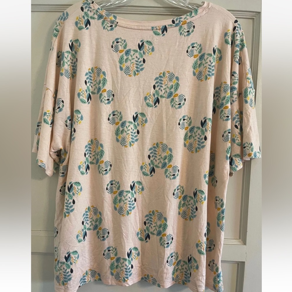 Disney pajama top - Picture 2 of 4